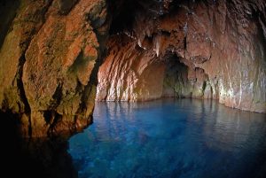 Alpana Promenade en mer et pêche sportive à Porto, Girolata et Scandola, Corse